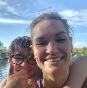 Meet your Posher, Karine